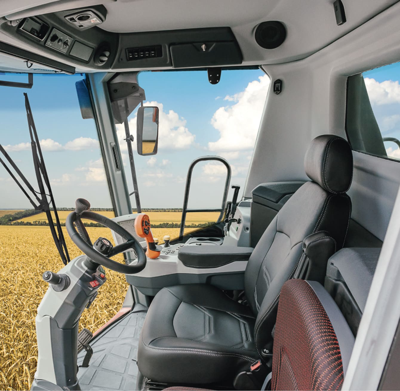 Новая кабина Luxury Cab (Кабина класса люкс)