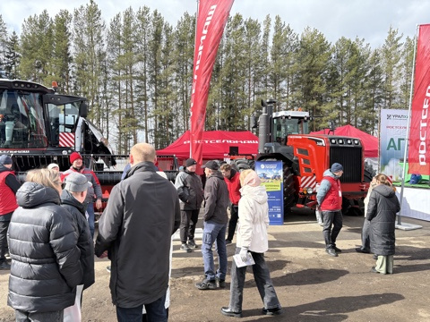 Мероприятие, объединяющее традиции и инновации. В Кирове открыли выставку «АгроВятка-2025»